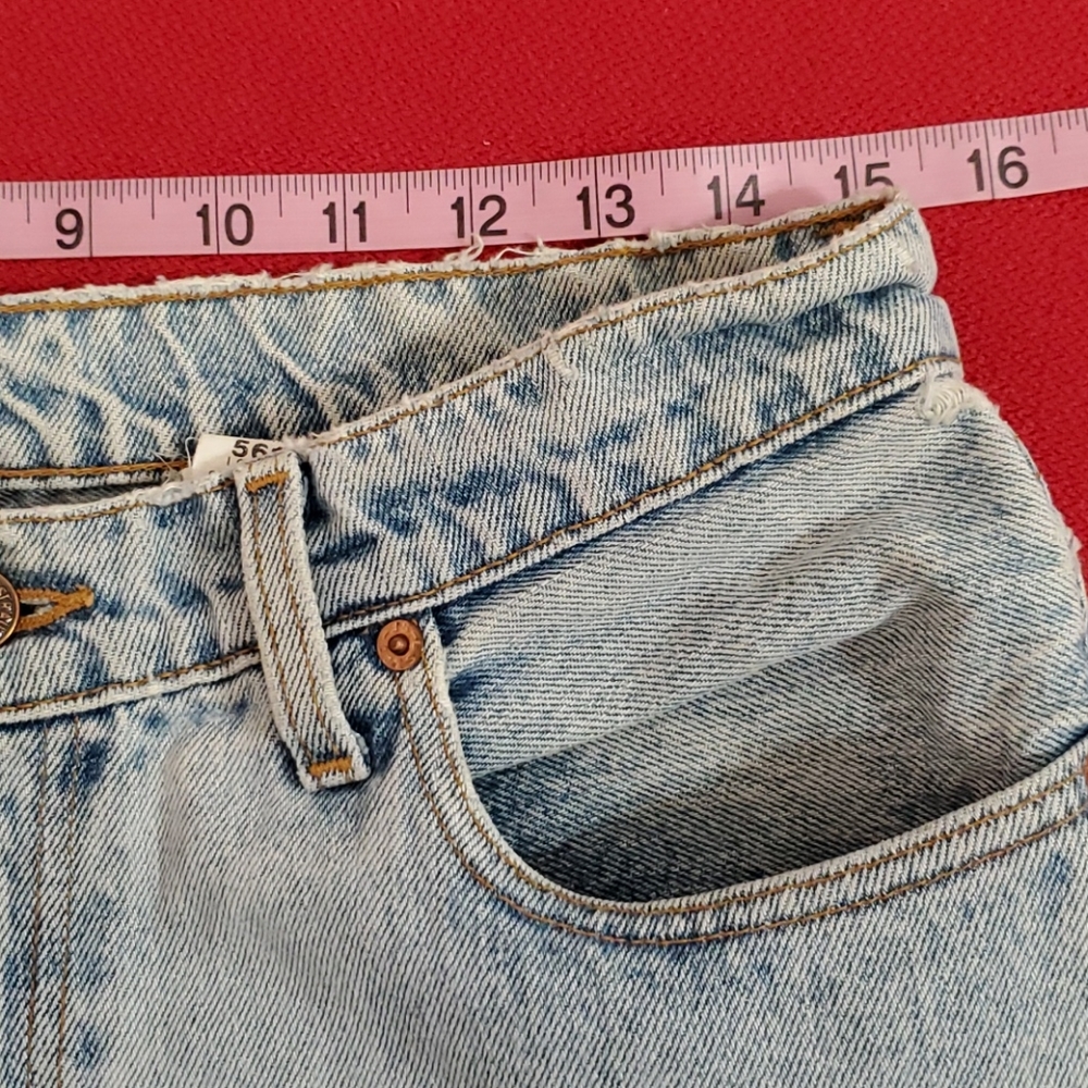 LEVI'S loose fit Straight Leg distressed 12 Med. - Picture 8 of 14